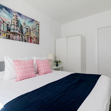 Apartamento Junto A Gran Via Madrid Esterno foto