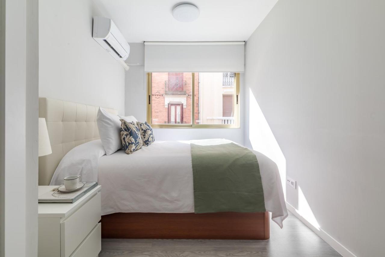 Apartamento Junto A Gran Via Madrid Esterno foto