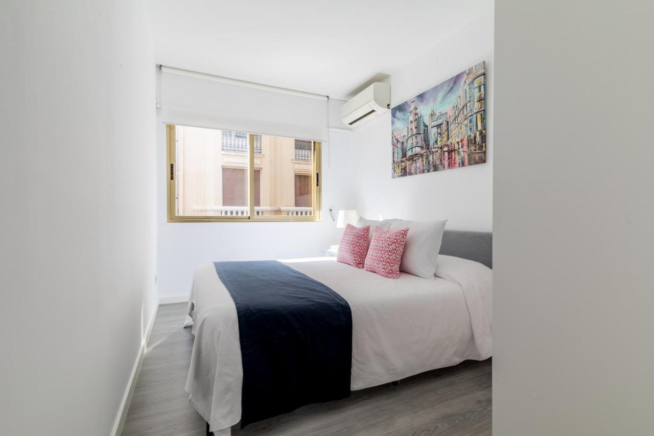 Apartamento Junto A Gran Via Madrid Esterno foto