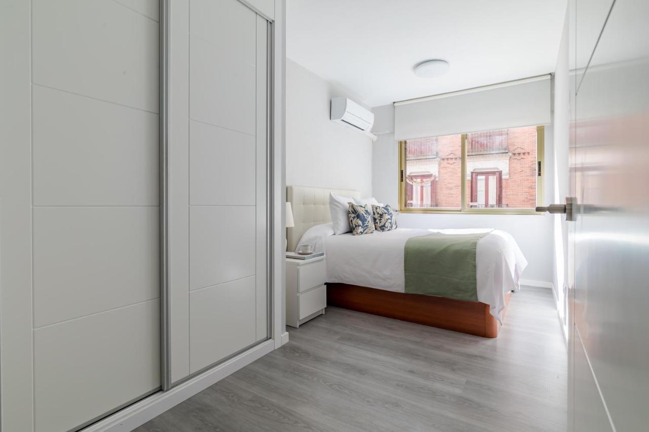 Apartamento Junto A Gran Via Madrid Esterno foto